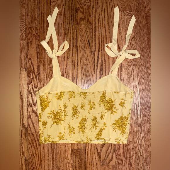 Forever 21 tie shoulder top - Picture 2 of 2